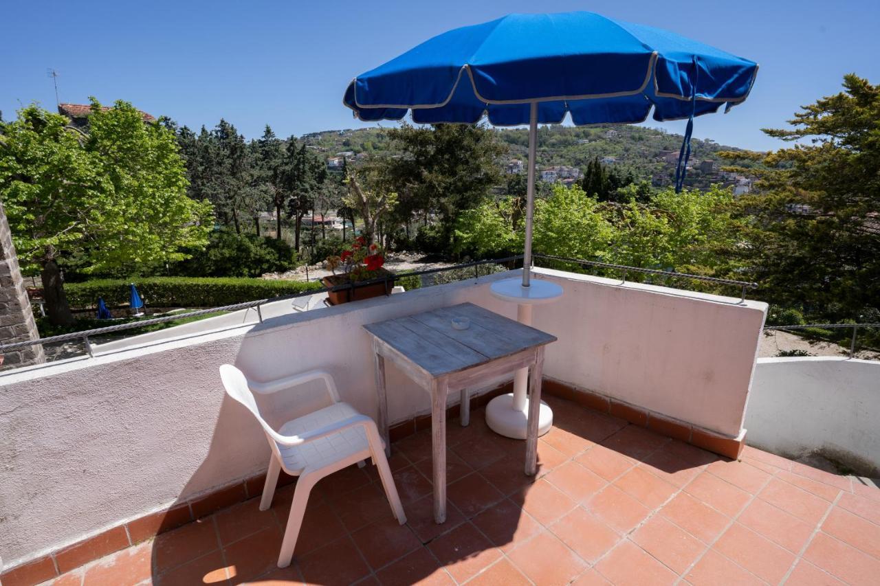 Hotel & Spa Relais Freedom Club Massa Lubrense Exterior photo