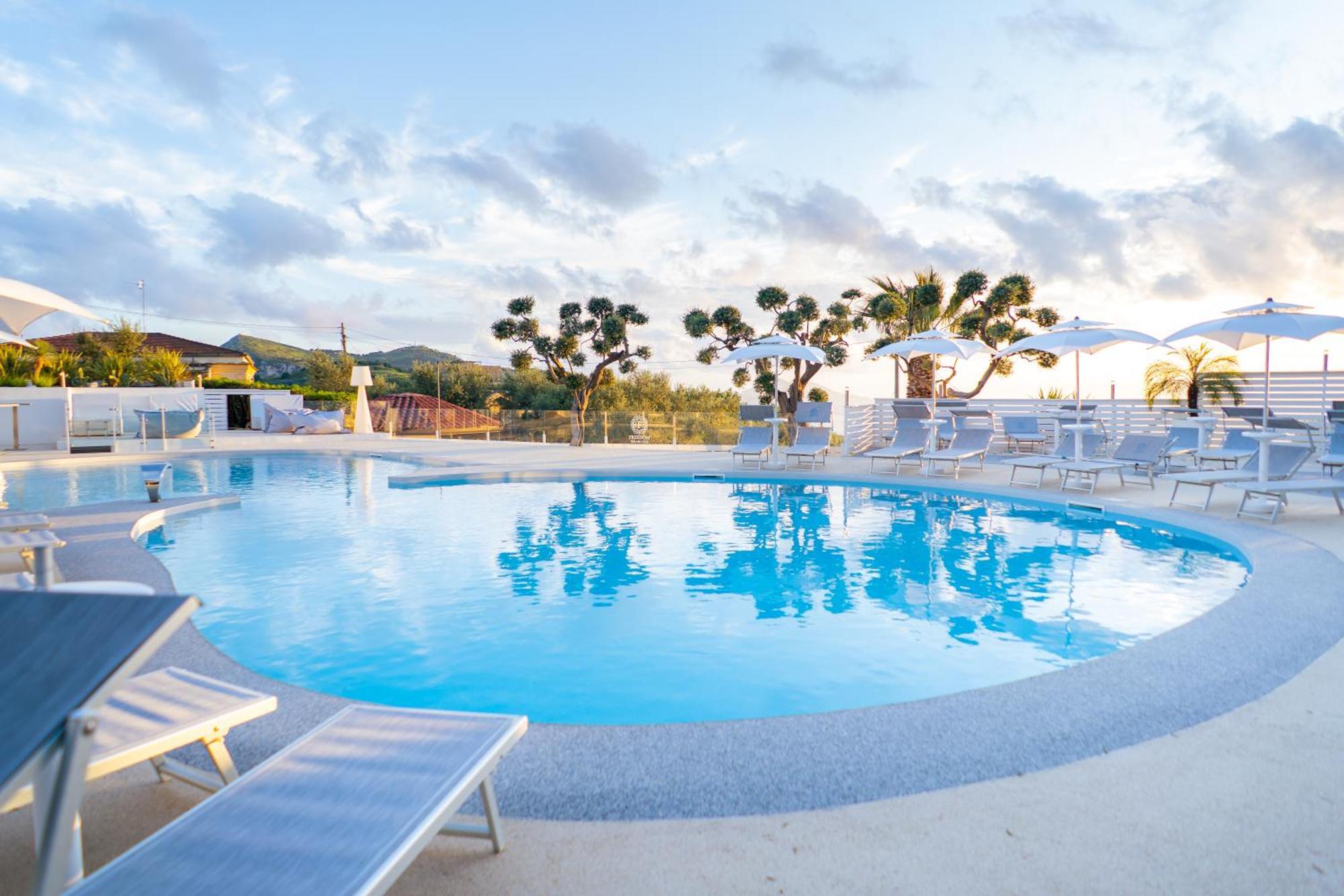 Hotel & Spa Relais Freedom Club Massa Lubrense Exterior photo